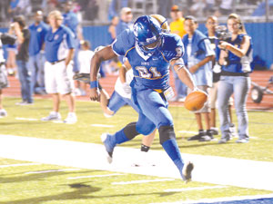 Dawgs rout Nuevo Leon